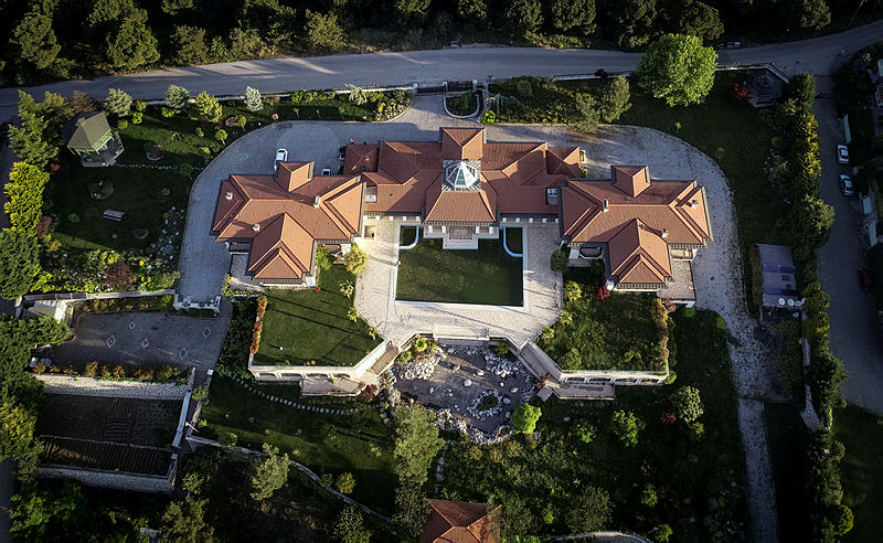 FETÖ’nün Bursa’daki malikanesi için müsadere davası açıldı