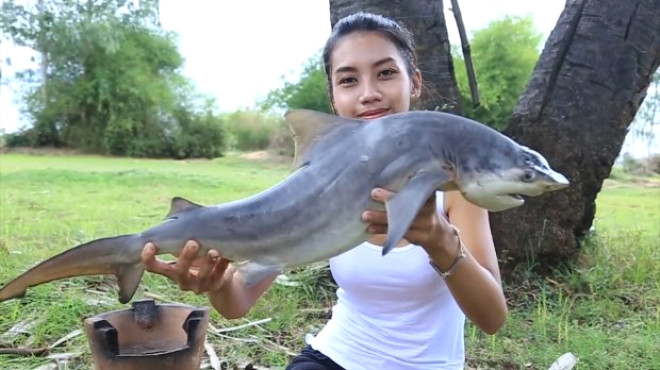 Nesli tükenmekte olan hayvanları avlayıp yiyordu, tutuklandı