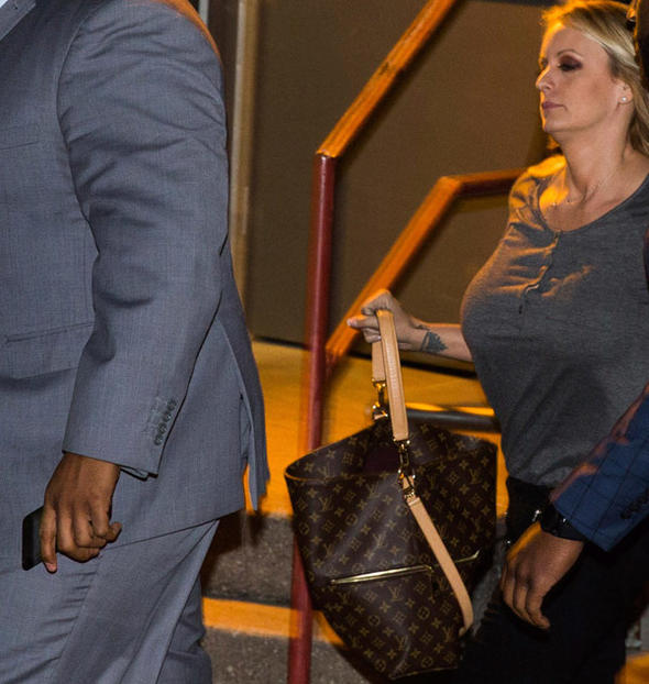 Trump, porno yıldızına para ödendiğini resmen kabul etti