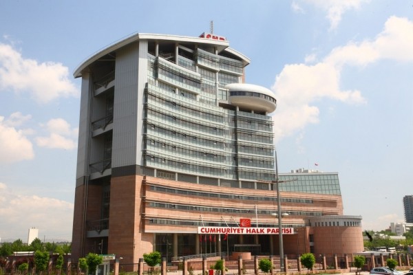 CHP’den İnce’ye para yok tırpan var