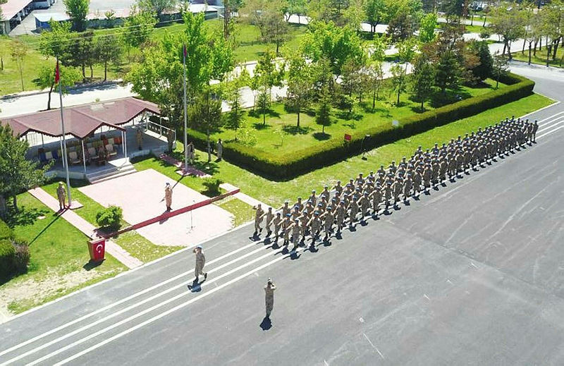 Uzman erbaş olan 116 güvenlik korucusu göreve başladı