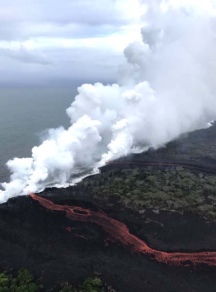 Tehlike devam ediyor! Kilauea yanardağı lav püskürtmeye devam ediyor