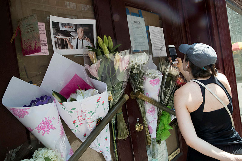 Ünlü sunucu ve şef Bourdain’in ölümünde flaş gelişme!
