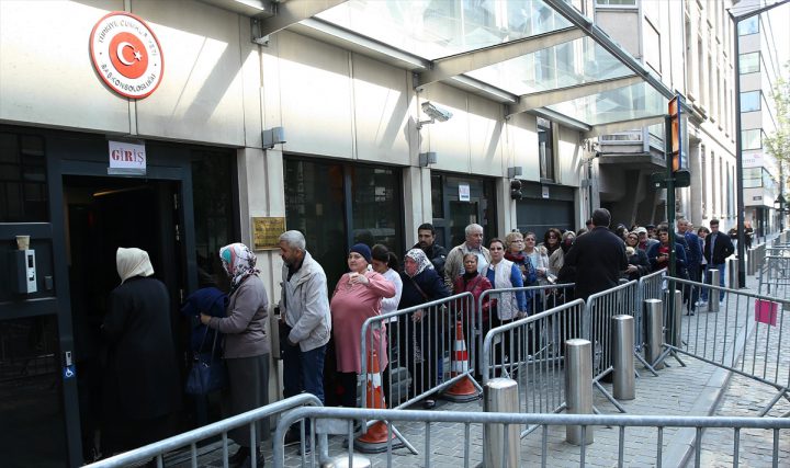 51 ülkedeki 90 temsilcilikte oy verme işlemi sona erdi