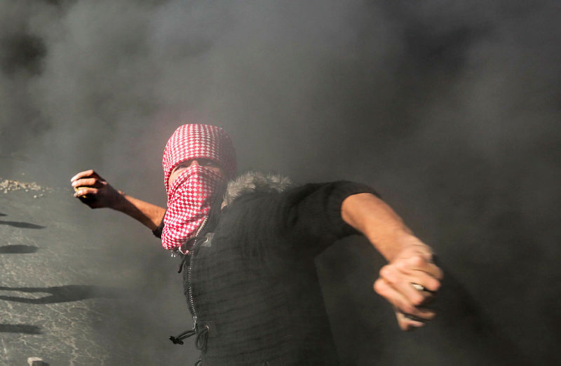 Ağzına gaz bombası isabet eden Filistinli’nin sağlık durumu belli oldu