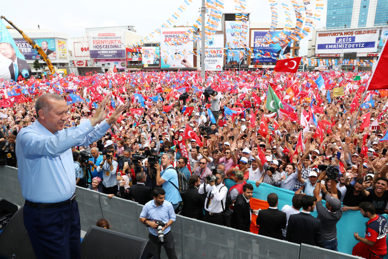 Erdoğan’dan Cumhurbaşkanlığı tecrübe ister mitingleri