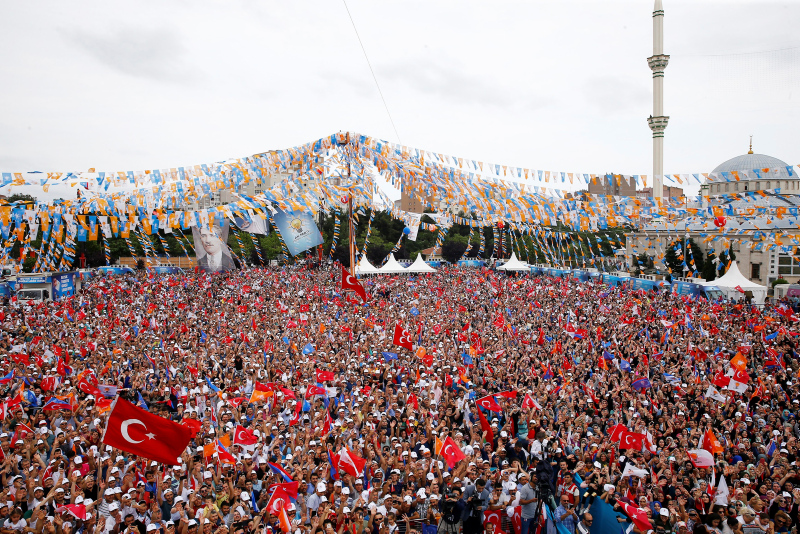 Erdoğan’dan Cumhurbaşkanlığı tecrübe ister mitingleri