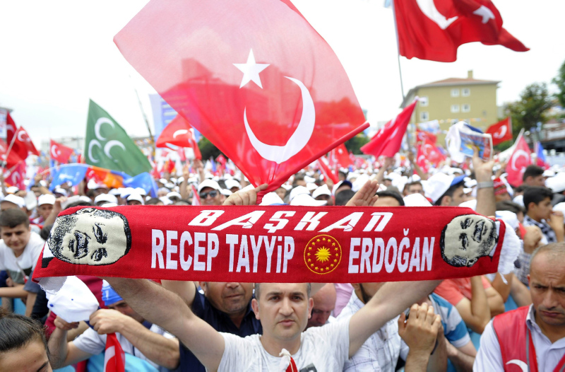 Erdoğan’dan Cumhurbaşkanlığı tecrübe ister mitingleri