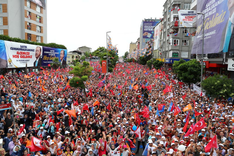 Erdoğan’dan Cumhurbaşkanlığı tecrübe ister mitingleri