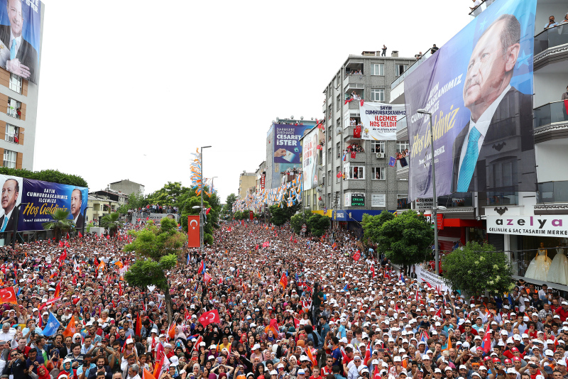 Erdoğan’dan Cumhurbaşkanlığı tecrübe ister mitingleri