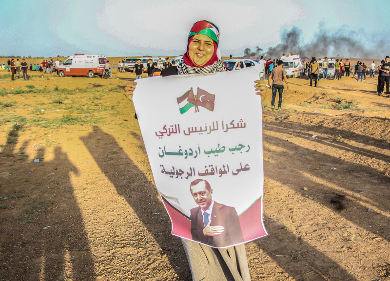 Son Dakika! Gazze sınırında Recep Tayyip Erdoğan’a teşekkür gösterisi!