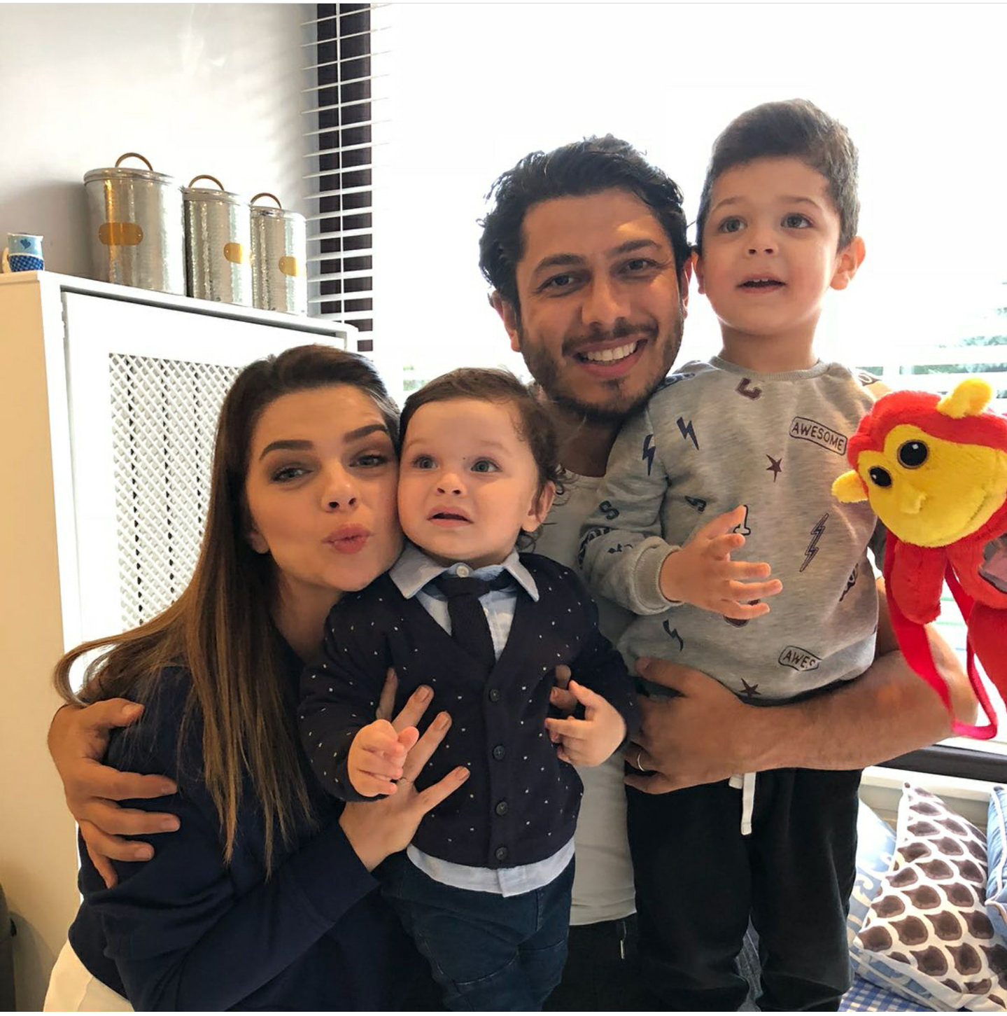 Bedri Güntay�dan oyuncu eşi Pelin Karahan�a romantik yıl dönümü mesajı