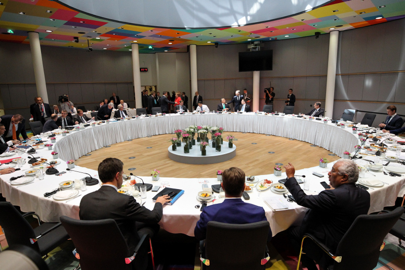 AB’yi sarsan mülteci krizinden çıkış için tek çareleri var