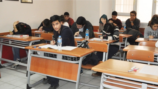 E Okul giriş ile LGS tercihleri 2018 nasıl yapılır? - MEB LGS tercih kılavuzu ve lise taban puanları yayınlandı