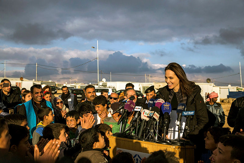 Angelina Jolie evlatlık alıyor, İşte Angelina Jolie’nin yedinci çocuğu...