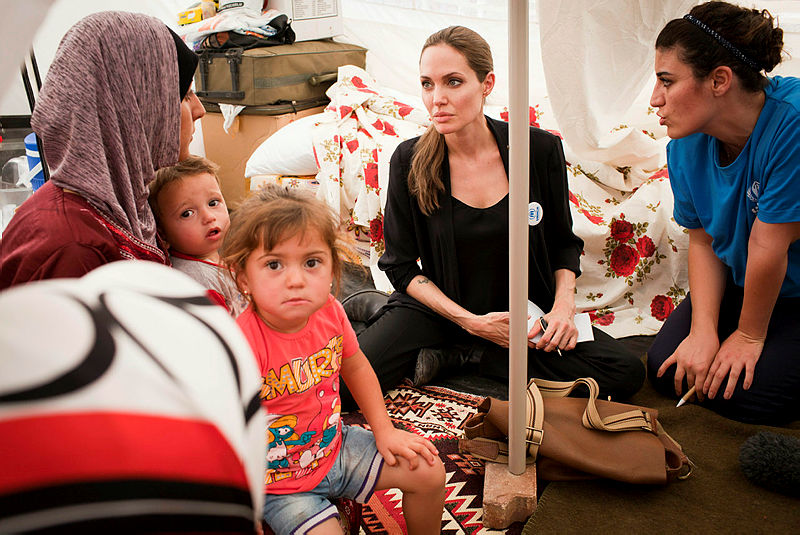 Angelina Jolie evlatlık alıyor, İşte Angelina Jolie’nin yedinci çocuğu...