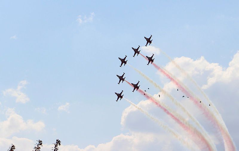 Türk Yıldızları Isparta semalarında