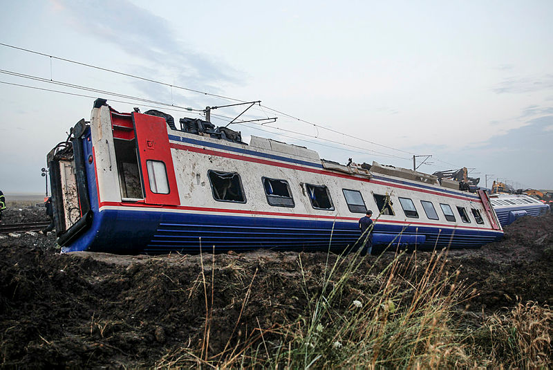 Son dakika: Tekirdağ Çorlu tren kazasında ölenlerin ve yaralıların sayısı belli oldu! İşte ölenlerin isimleri...