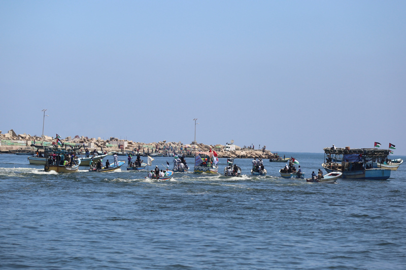 Gazzelilerin Özgürlük gemisine İsrail müdahale etti