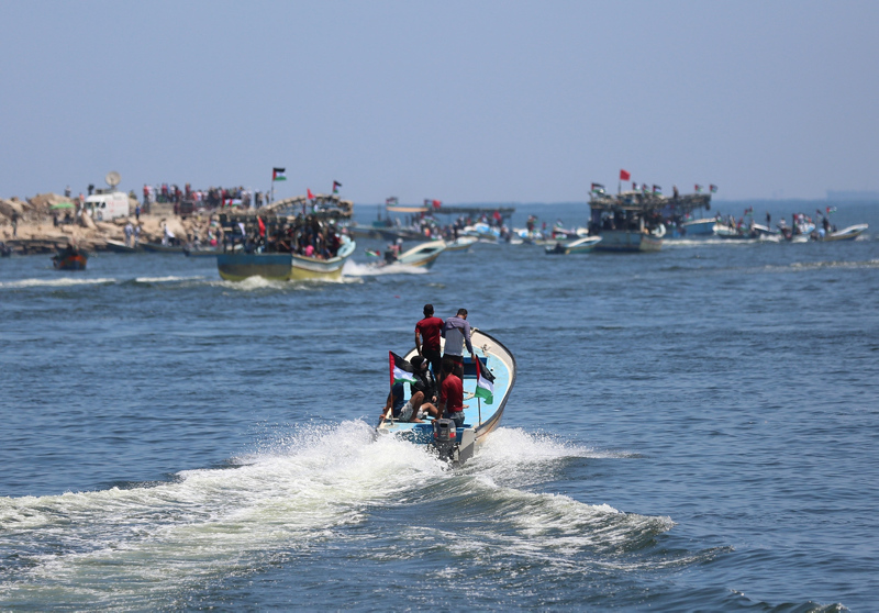 Gazzelilerin Özgürlük gemisine İsrail müdahale etti