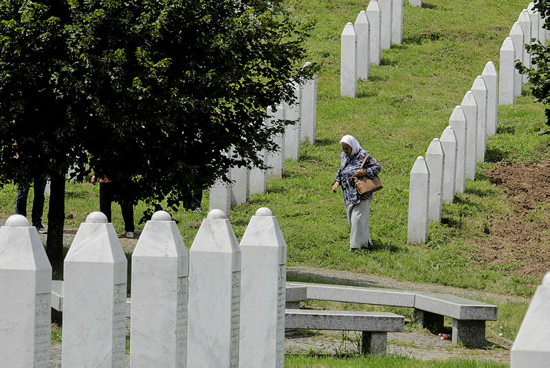 Boşnakların kapanmayan yarası Srebrenitsa! Bosna Hersek’teki Srebrenitsa Katliamı yıl dönümü...
