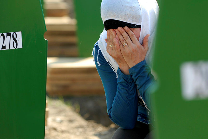 Boşnakların kapanmayan yarası Srebrenitsa! Bosna Hersek’teki Srebrenitsa Katliamı yıl dönümü...