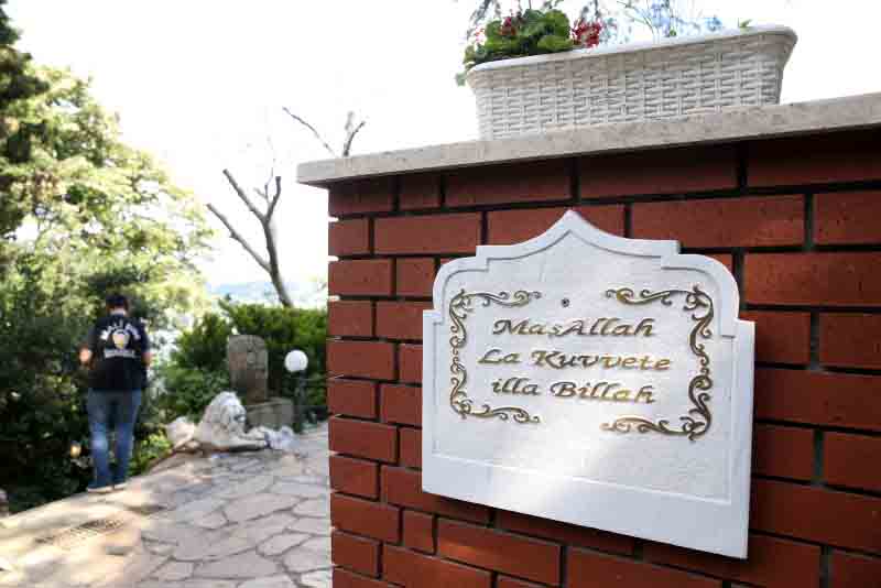 Son dakika haberi: Adnan Oktar’ın evinden çıkan silahlar emniyete getirildi!