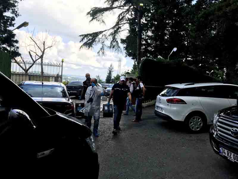 Son dakika haberi: Adnan Oktar’ın evinden çıkan silahlar emniyete getirildi!