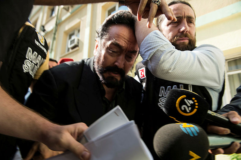 Son Dakika haberi: Adnan Oktar’a vatandaşlardan büyük tepki! - Adnan Oktar kimdir?