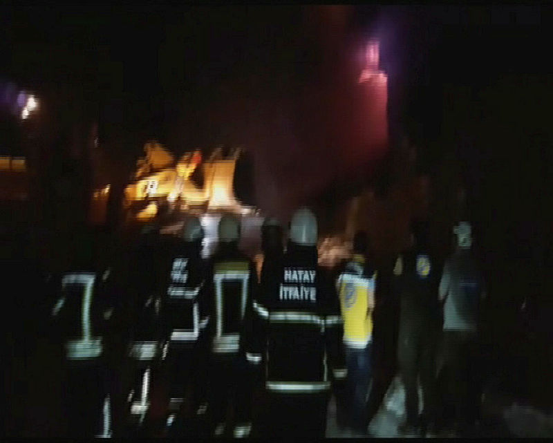 Cinderes’te korkutan yangın!