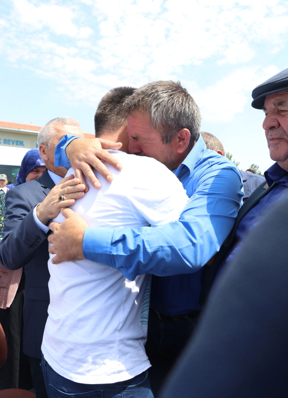 Kalleş saldırıda eşini ve oğlunu kaybeden Astsubay Serkan Karakaya ilk kez konuştu