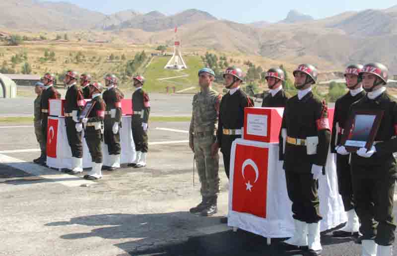 Son Dakika: 10 aylık bebeği ile şehit olan Nurcan Karakaya’nın kayınpederi konuştu