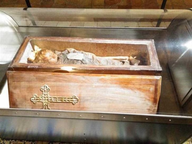 Uyuyan güzel mumyasının sırrı çözüldü!