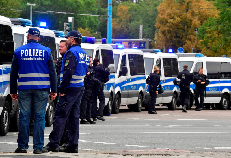 Almanya’da sokaklar gergin