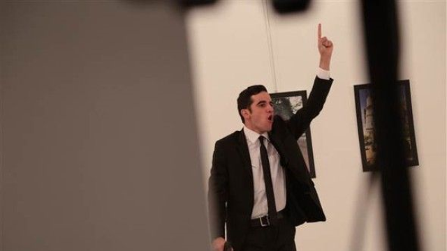 Karlov’un katilinin suikasttan önceki görüntüleri ortaya çıktı