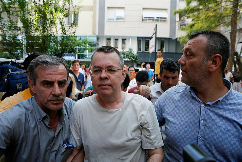 Son Dakika Haberi: Rahip Brunson hakkında mahkeme kararını resmen açıkladı! Rahip Brunson serbest