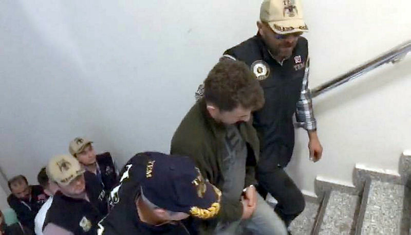 TSK’da FETÖ’ye süpürme harekatı! Kripto 4 bin 512 asker tespit edildi!