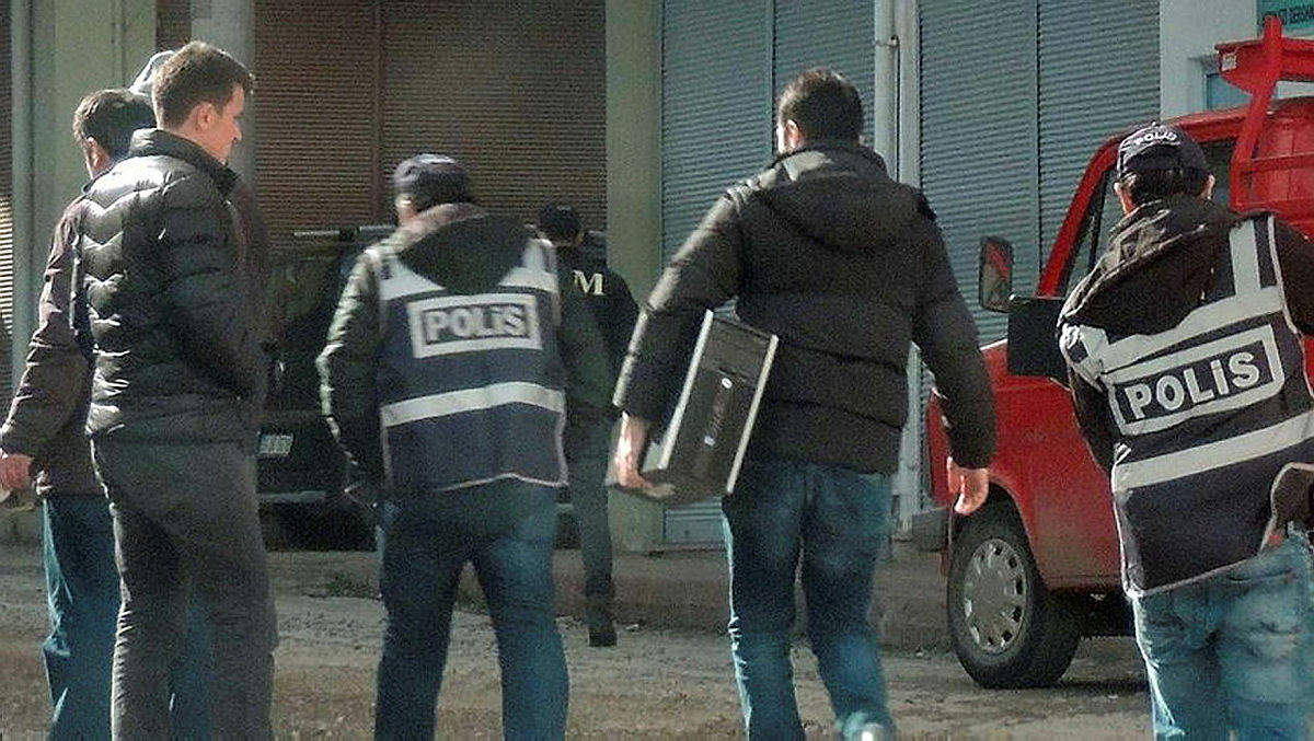 TSK’da FETÖ’ye süpürme harekatı! Kripto 4 bin 512 asker tespit edildi!