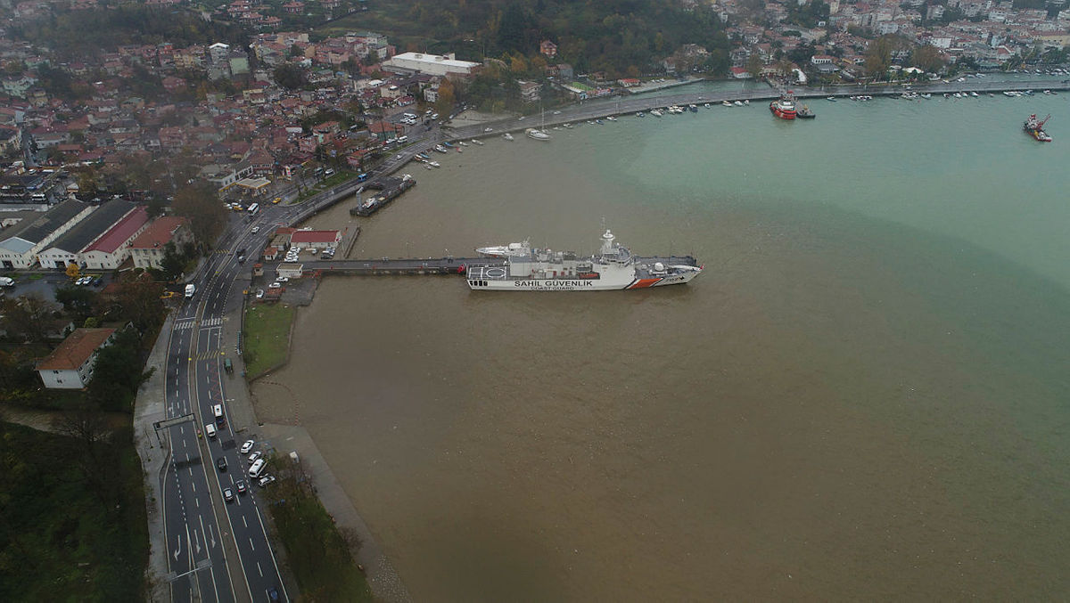 İstanbul Boğazına çamur aktı! Havadan böyle görüntülendi!