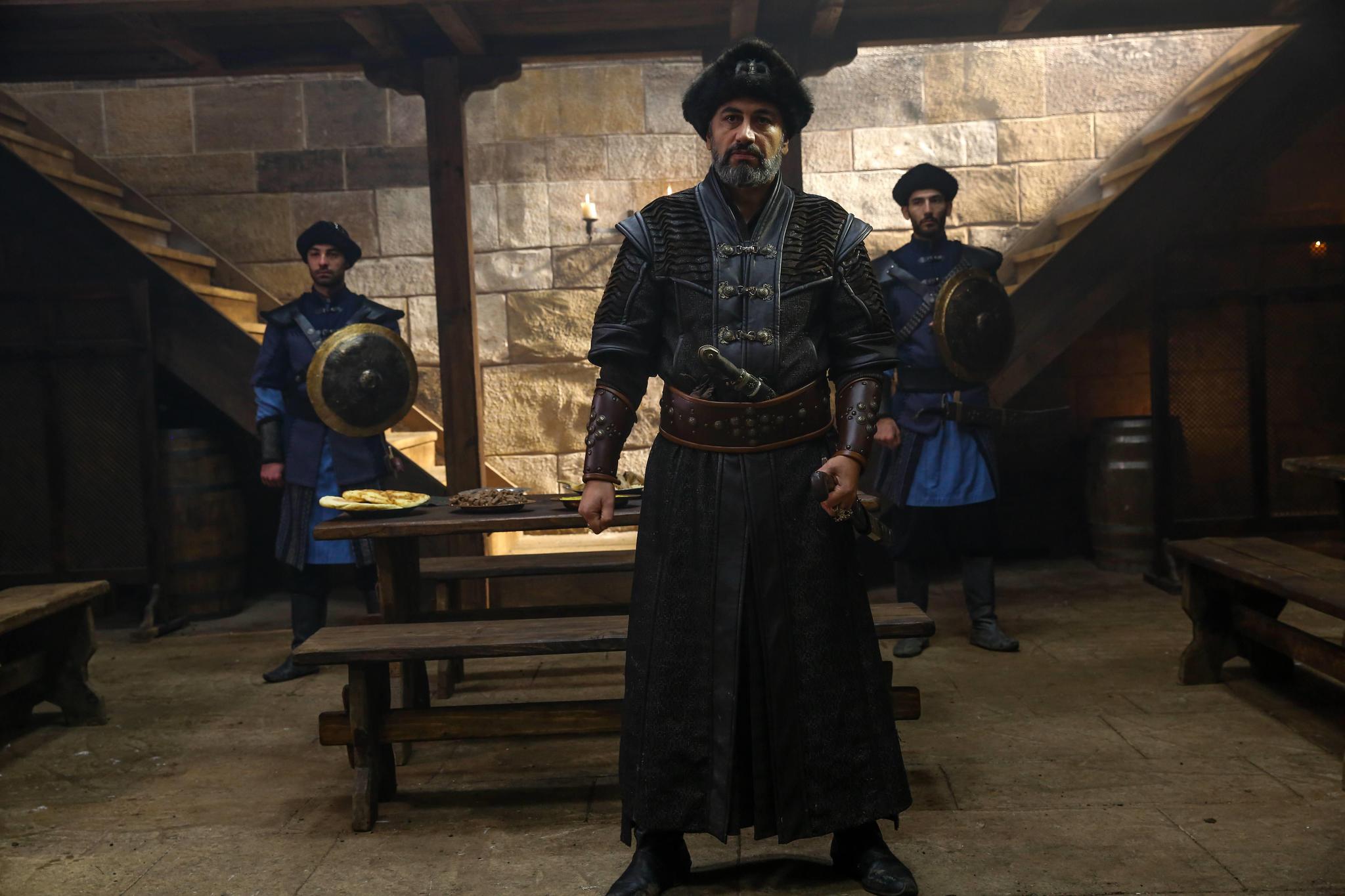 Diriliş Ertuğrul 128. yeni bölümde ilginç ayrıntı! Mevlana karakteri diziye katılacak mı?