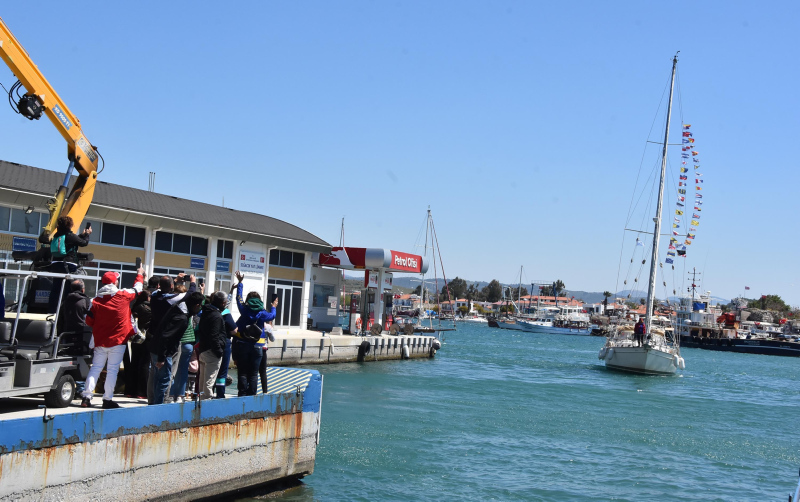 İzmirli çift tekne ile 3 yılda 35 ülke gezdi