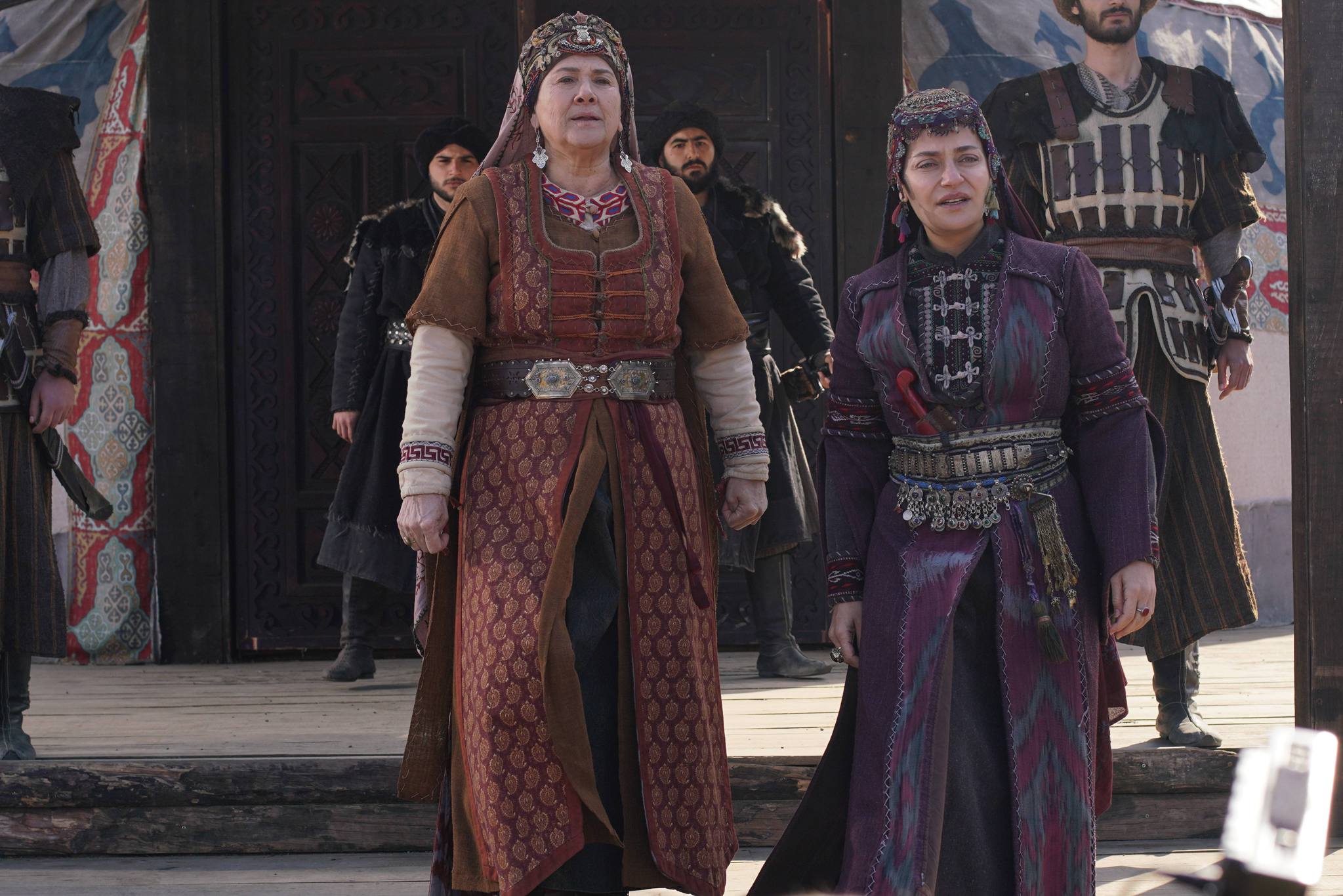 Diriliş Ertuğrul final öncesi şok gelişme yaşanıyor! Bamsı ölecek mi? İşte Diriliş’ten bu sezon ayrılacak oyuncular