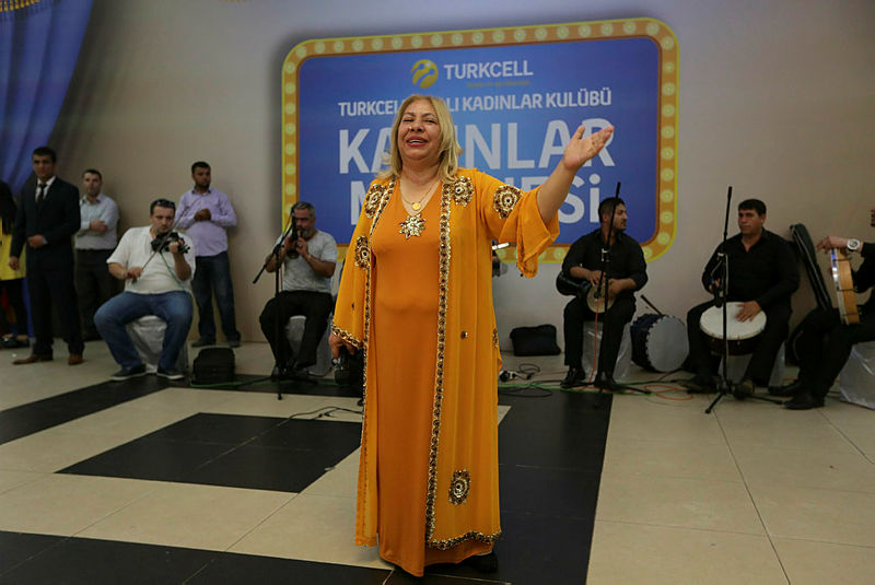 Son dakika haberi: Sanatçı Dilber Ay Ankara Eğitim ve Araştırma Hastanesi’nde hayatını kaybetti! Dilber Ay neden öldü?