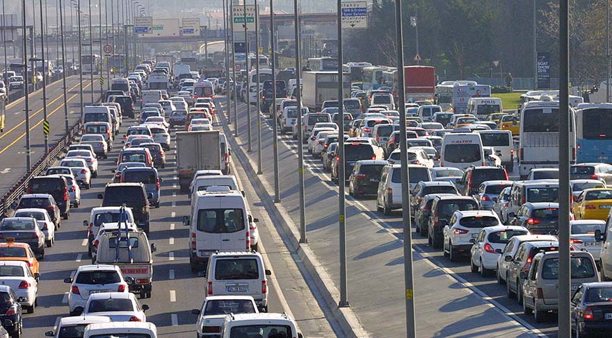 Yeni dönem başlıyor: Mesaiye trafik ayarı