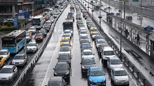 Yeni dönem başlıyor: Mesaiye trafik ayarı