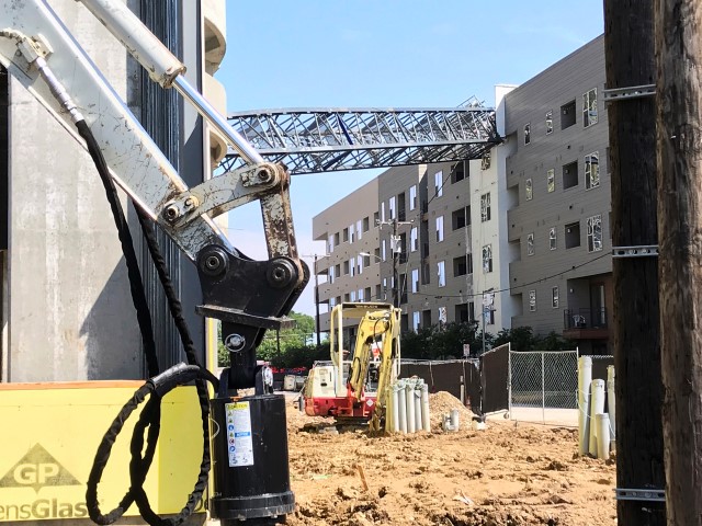 ABD’de akılalmaz kaza! Vinç devrildi, ölü ve yaralılar var