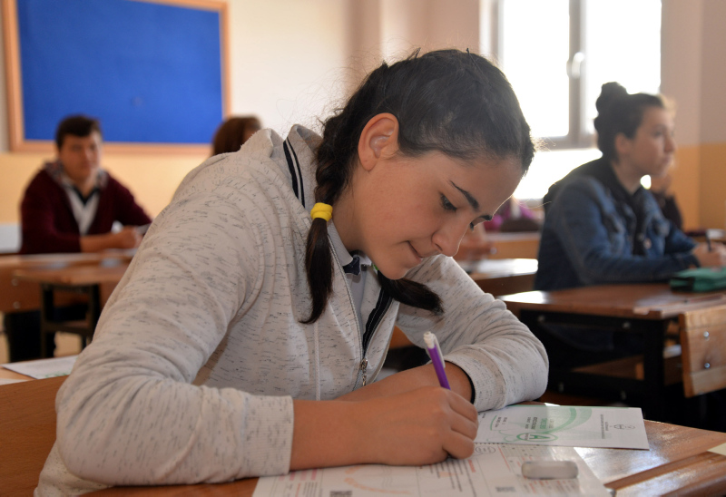 Nevşehir lise taban puanları 2019 listesi belli oldu mu? MEB ile Nevşehir Fen Lisesi, Anadolu Lisesi YEP taban puanı ve yüzdelik dilim N