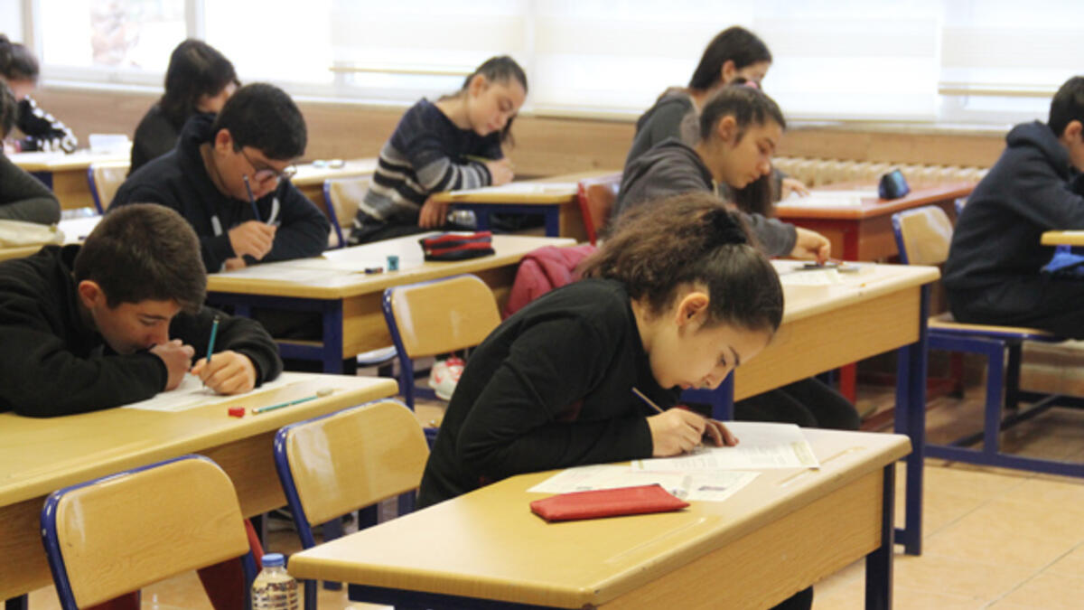 Mersin lise taban puanları ve yüzdelik dilimleri 2019! MEB LGS tercih robotu ile Mersin lise taban puanları listesi...