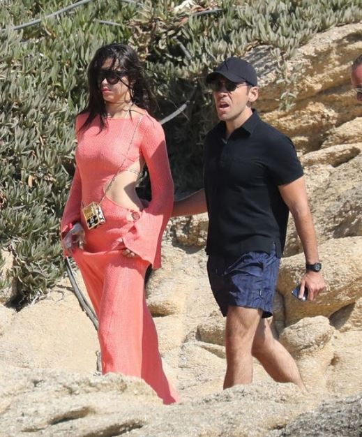 Günün son dakika haberi: Adriana Lima, Metin Hara’yı çabuk unuttu! Adriana’nın yeni aşkı Emir Uyar kimdir?