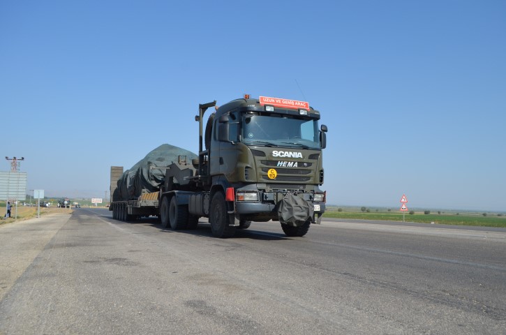 Sınıra termal kameralı tank sevkiyatı